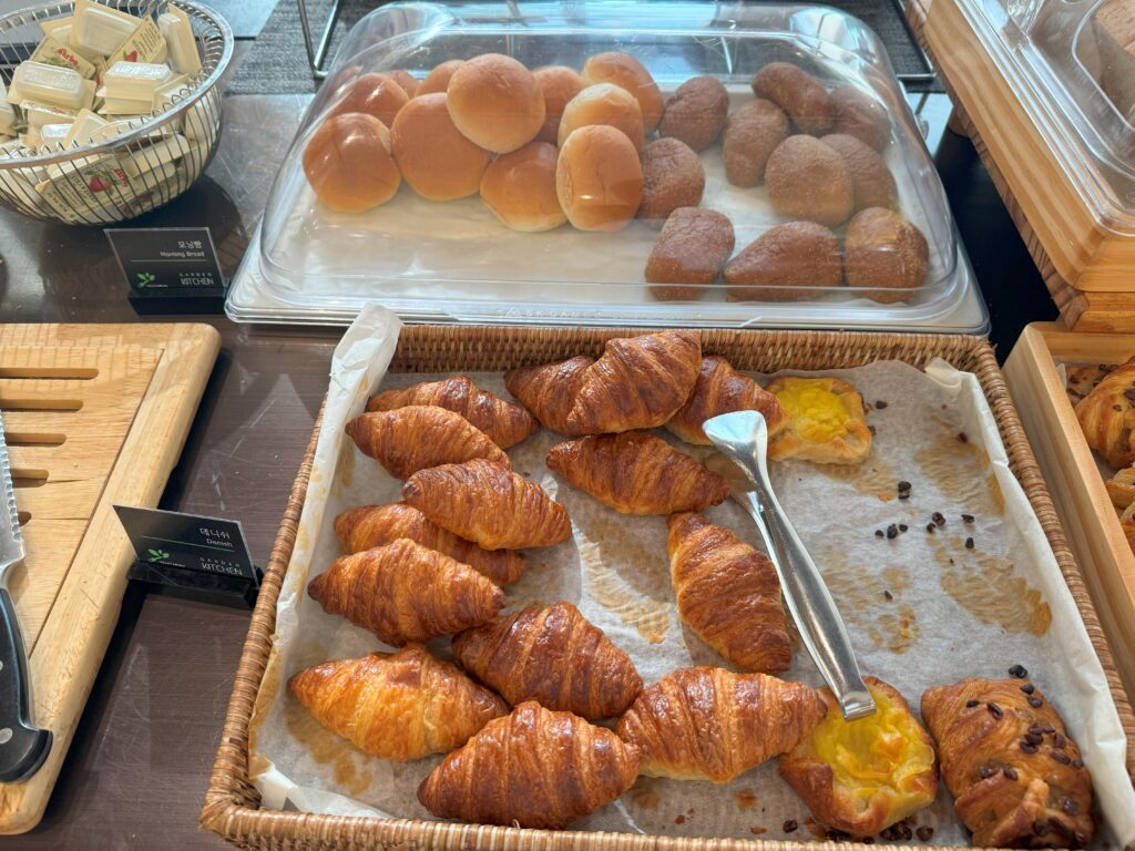 コートヤード・ソウル・ボタニックパーク 朝食パン